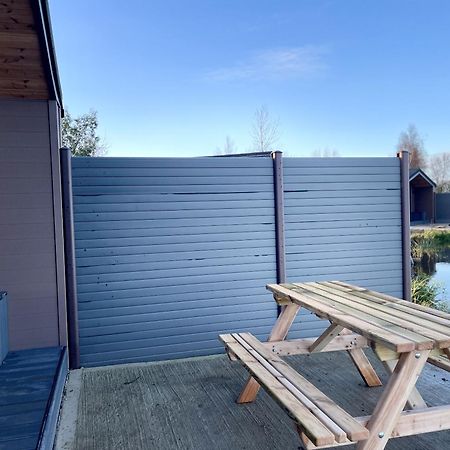 Lakeside Fishing Retreats بوسطن المظهر الخارجي الصورة